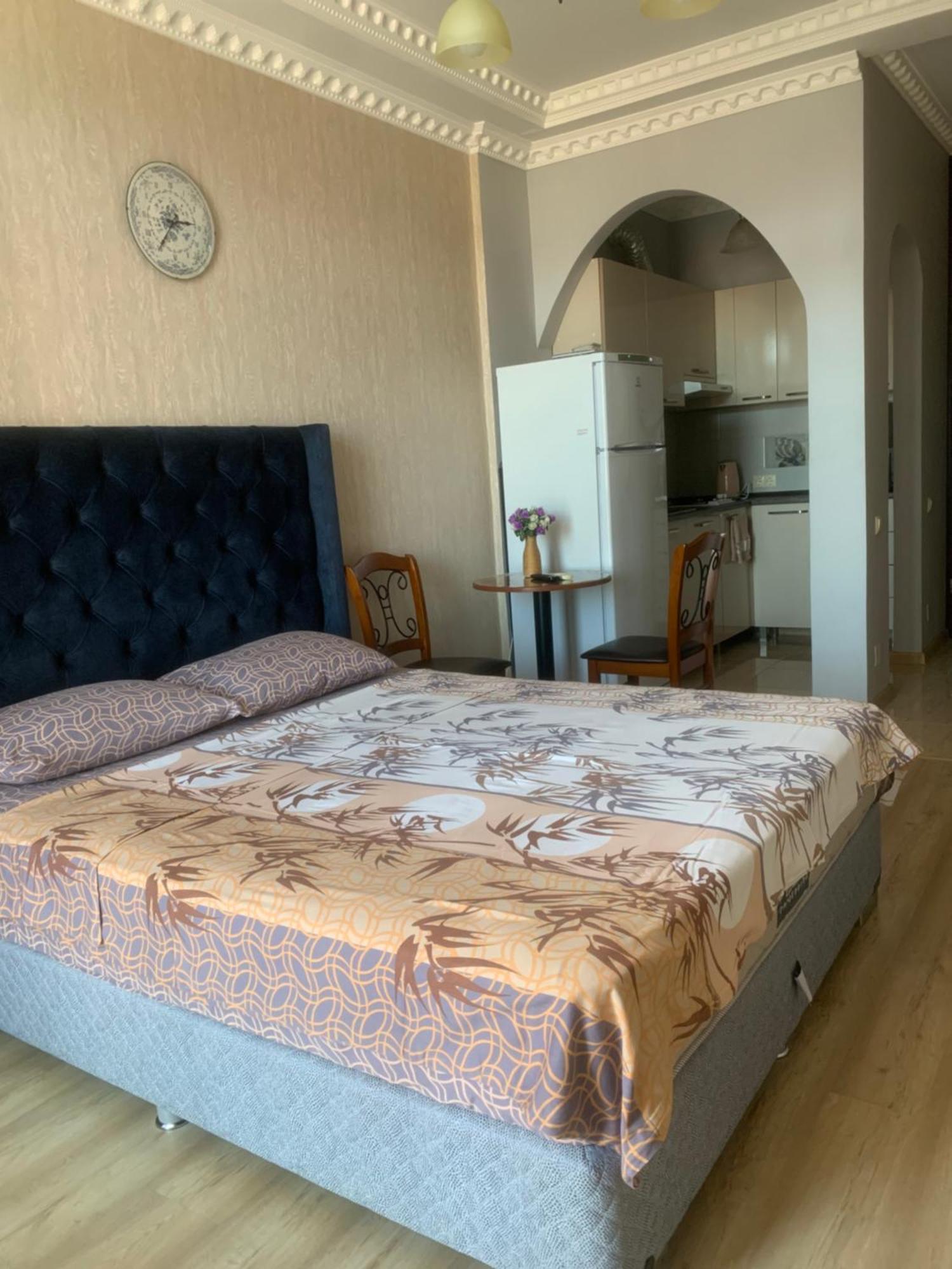 Berapartment With Mountain View Batumi Zewnętrze zdjęcie
