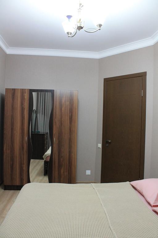 Berapartment With Mountain View Batumi Zewnętrze zdjęcie